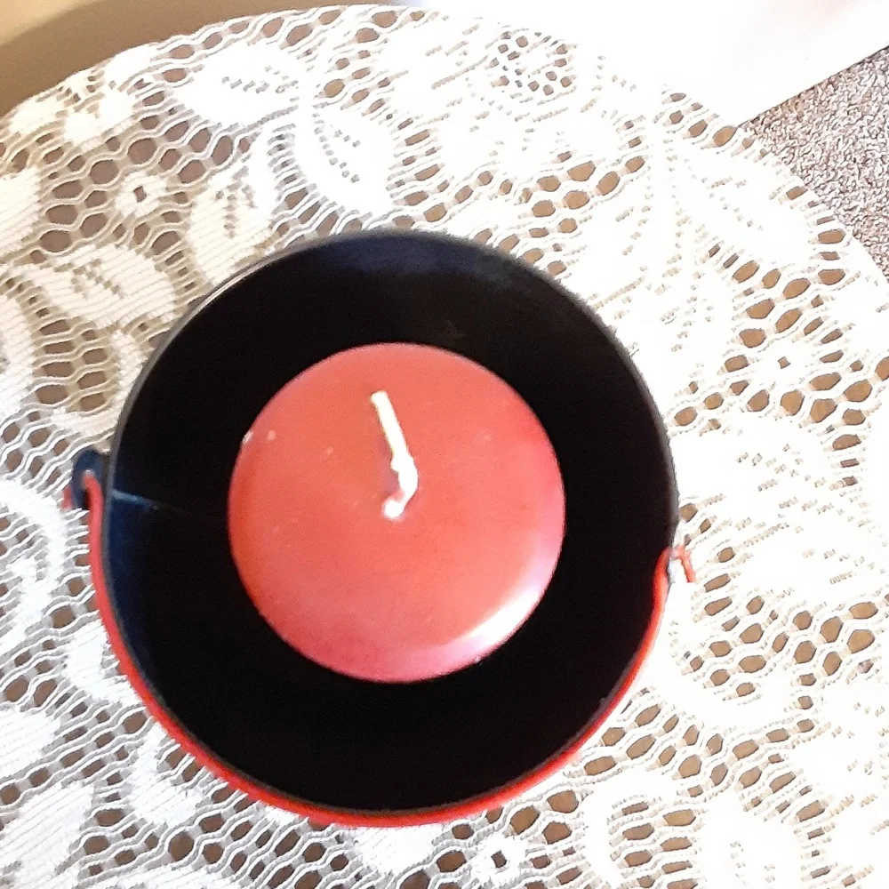 N/A heart tin